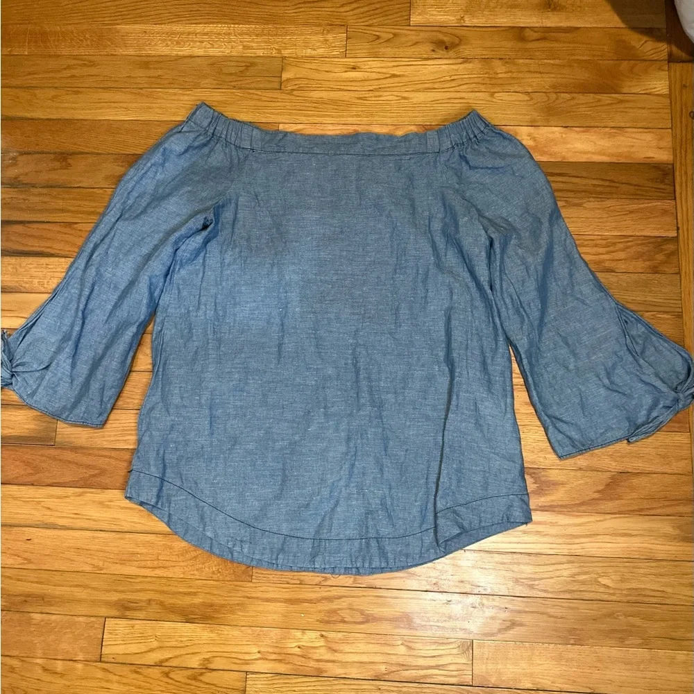 Free People Linen Blend Chambray Show Me Some Shoulder‎ Top Medium